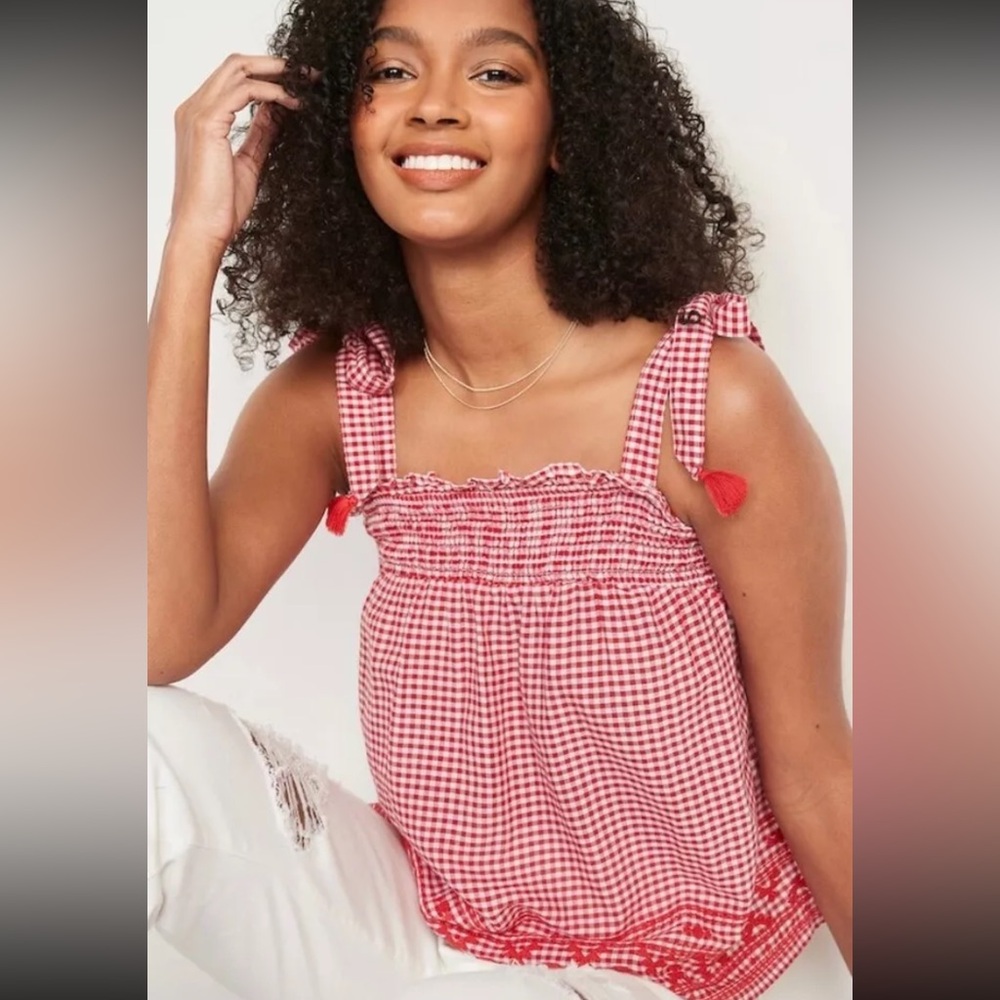 NWT! Old Navy Smocked Tie-Shoulder Red & White Gingham Tassel Top Women, Size XL